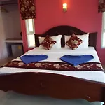Lanta Riviera Villa Resort - Sha Certified