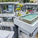 Infinity Pool Villa Moon Light