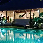 Baan Yai Villa 5 Bedrooms