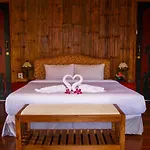 Reewa Waree Resort
