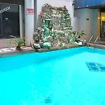 Diamond Beach Hotel