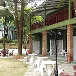 Sunshine Inn Resort