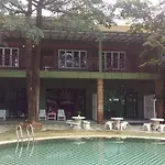 Sunshine Inn Resort