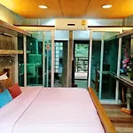 Loei Huen Hao Hug Home&Resort