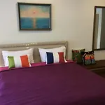 Seaside Apartment At Cha-Am