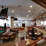 Green World Palace Hotel