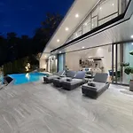 Kw Villa