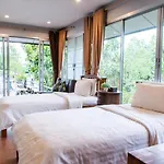 Baanrimnam Resort Trat