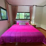 Yayee Homestay