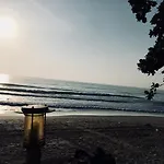 Tradewinds Cottages