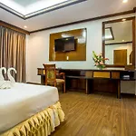 The Uncle Beach Resort And Seaside Residence