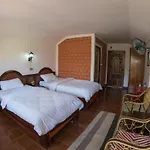 เลาลีฮิลล์รีสอร์ท Laulee Hill Resort