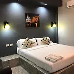 Relax Resort