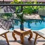 By The Sea Koh Mak Boutique Guesthouse