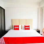 Oyo 115 Rich Boutique Hotel