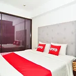 Oyo 115 Rich Boutique Hotel