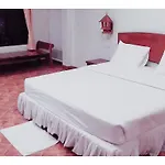 Tawan Resort