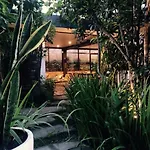 Mo De Loft