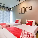 Oyo 695 My Hostel