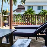 Palm Beach Resort