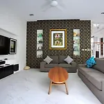 Picasso Villas Phuket - Pablo