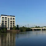 Coco View Hotel