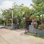 Suankaew Art Cottage