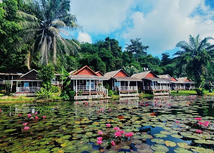 Holiday Resort - Sha Plus