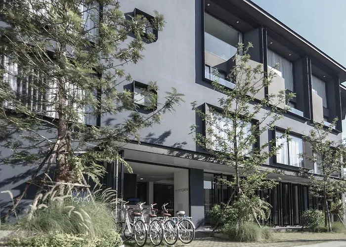 Crew Hotel