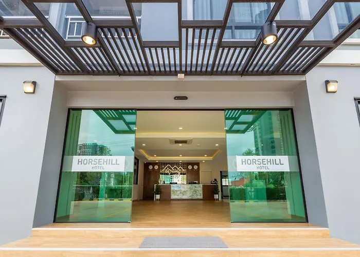 Horsehill Hotel Sriracha