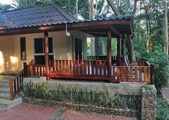 Baan Maka Nature Lodge