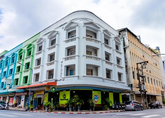 Hatyai Dee Hostel