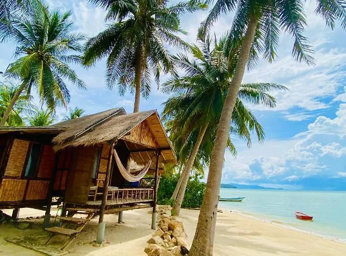 Castaway Beach Bungalows