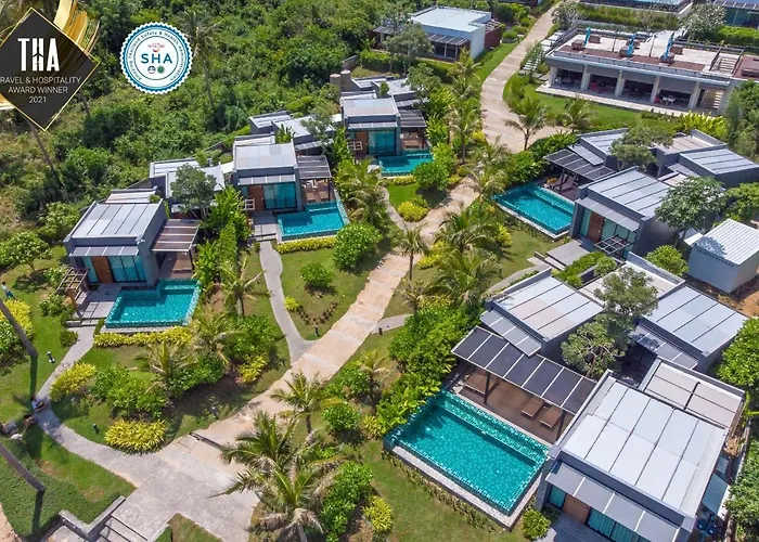 Seanery Beach Resort
