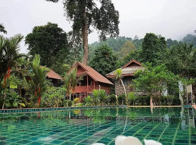 Malulee Khaosok Resort