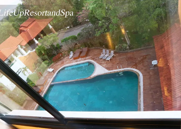 Life Up Resort And Spa