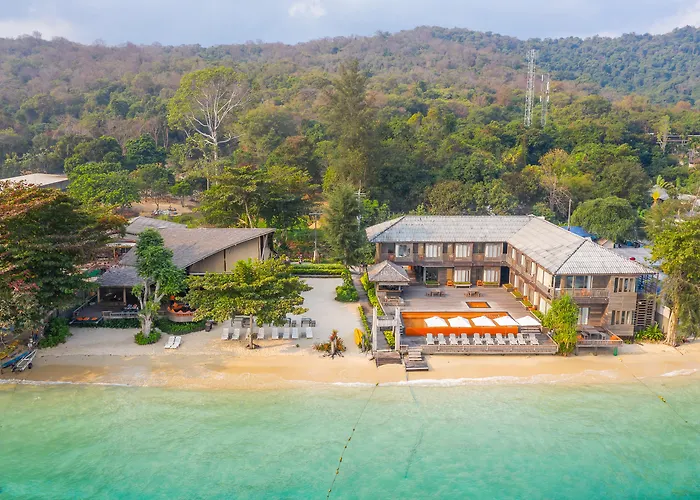 Baan Ploy Sea