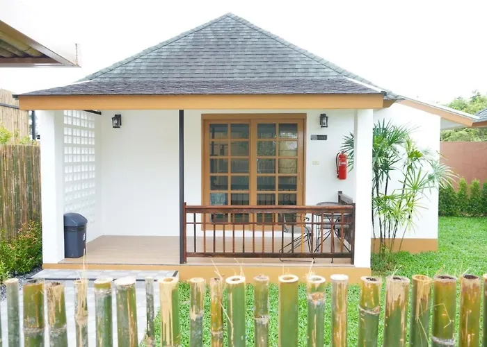 Ip Plus Resort - Chanthaburi