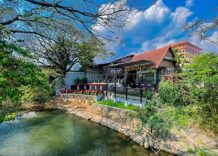 Rimtarn Hotel Pakchong