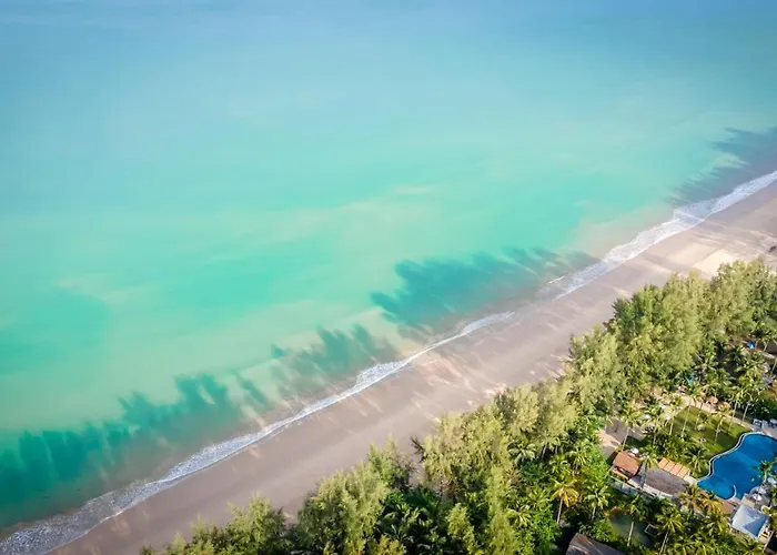 Outrigger Khao Lak Beach Resort - Sha Extra Plus