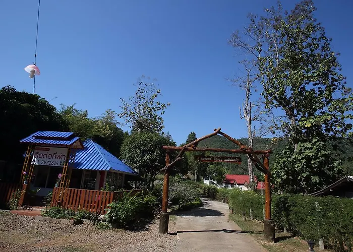 Phuchomjan Resort