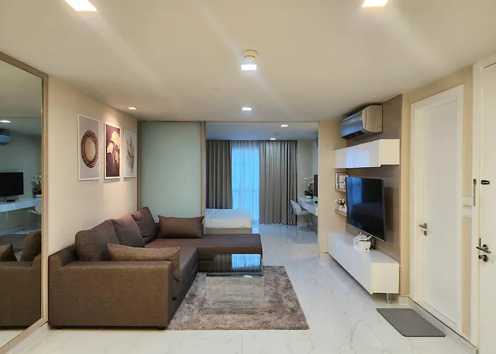 Condominium Sukhumvit Soi 5 - Bts Nana- Room Size 47M2
