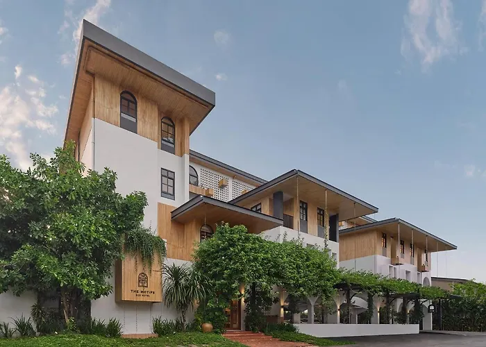 The Motifs Eco Hotel - Sha Extra Plus