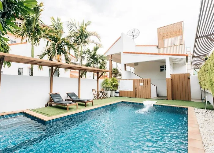 Talay Hotel And Villa Cha-Am