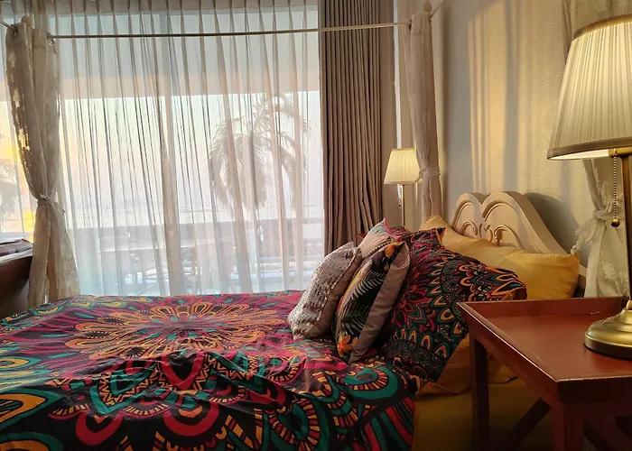 มารินอส บีชเฮ้าส์ Marinos Beach House