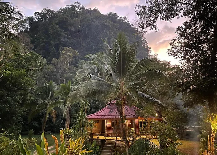 Khaosok Monkeys & River Camps
