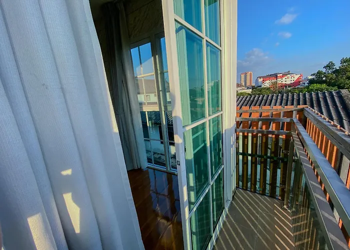 Nanah Tha Phae Private House