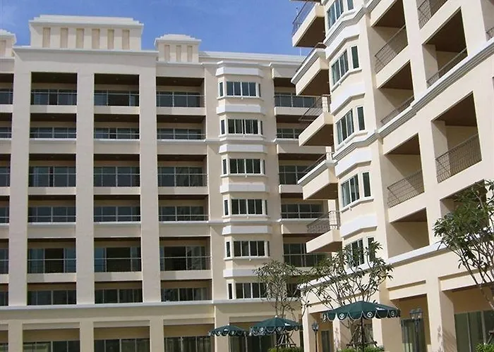 T.W. Jomtien Beach Resort