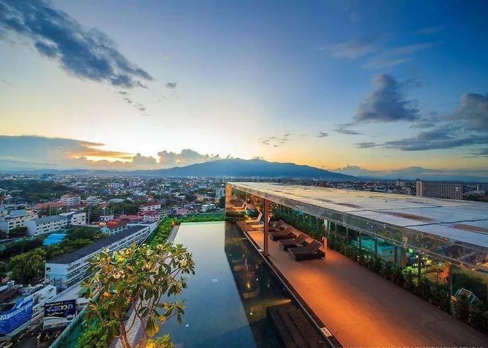 City Center Close Nightbazaar Luxury Condo