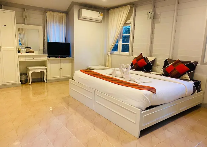 รตะธารา รีสอร์ท Ratathara Resort